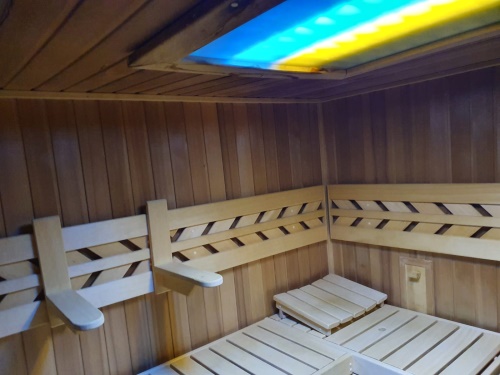 Finská sauna Karát 210x210cm rohový vstup